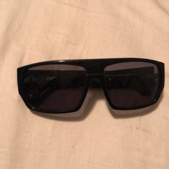 Sunglasses - Picture 2 of 7
